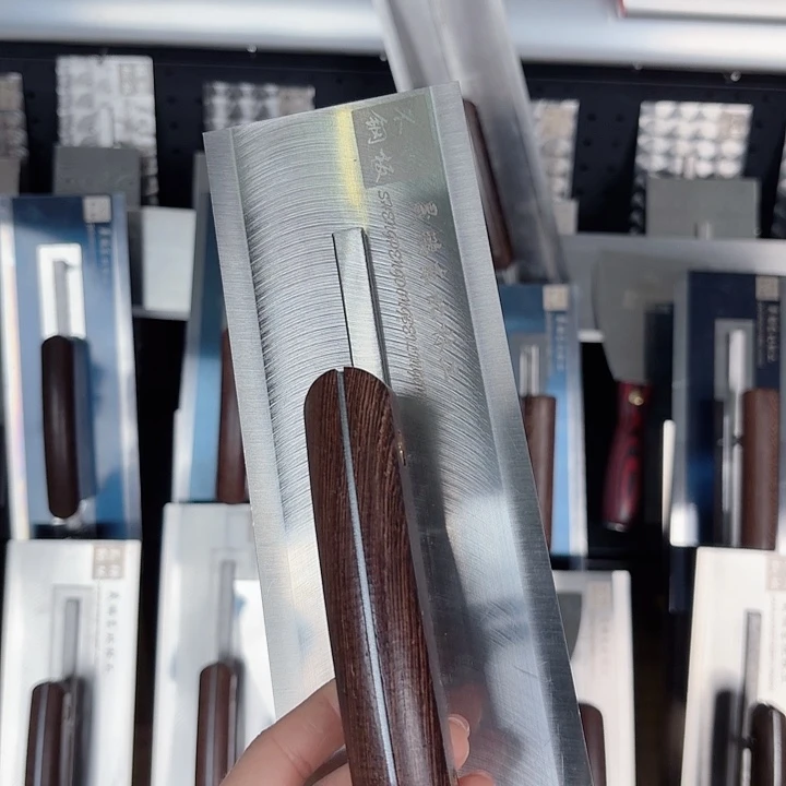 用***025.8.9一体油工5寸