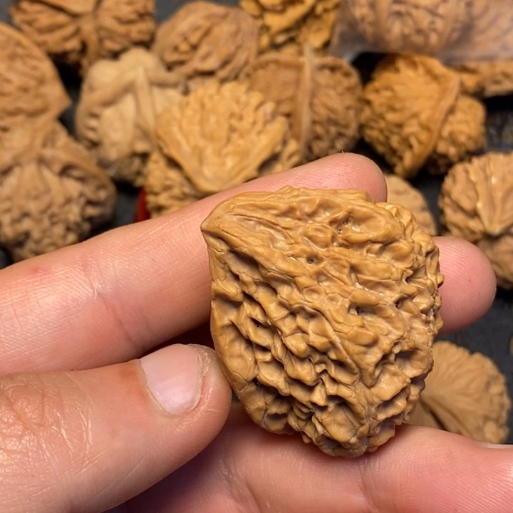 文玩核桃吊坠雪****9文玩核桃异形单只