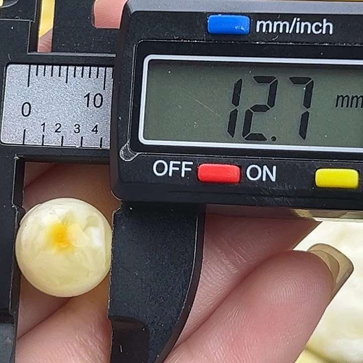 蜜蜡未镶嵌裸石微瑕456