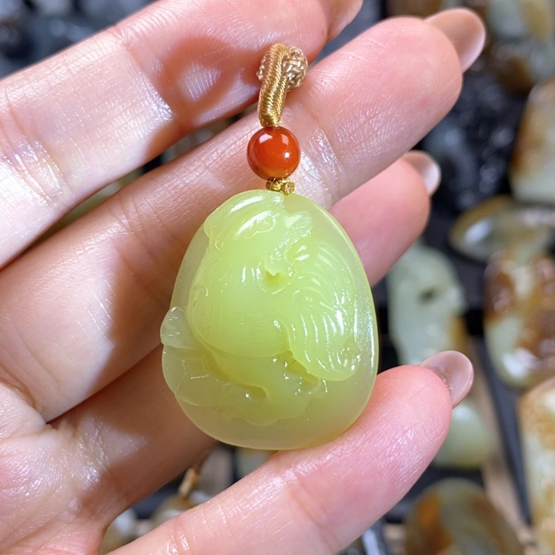 和田玉未镶嵌挂件