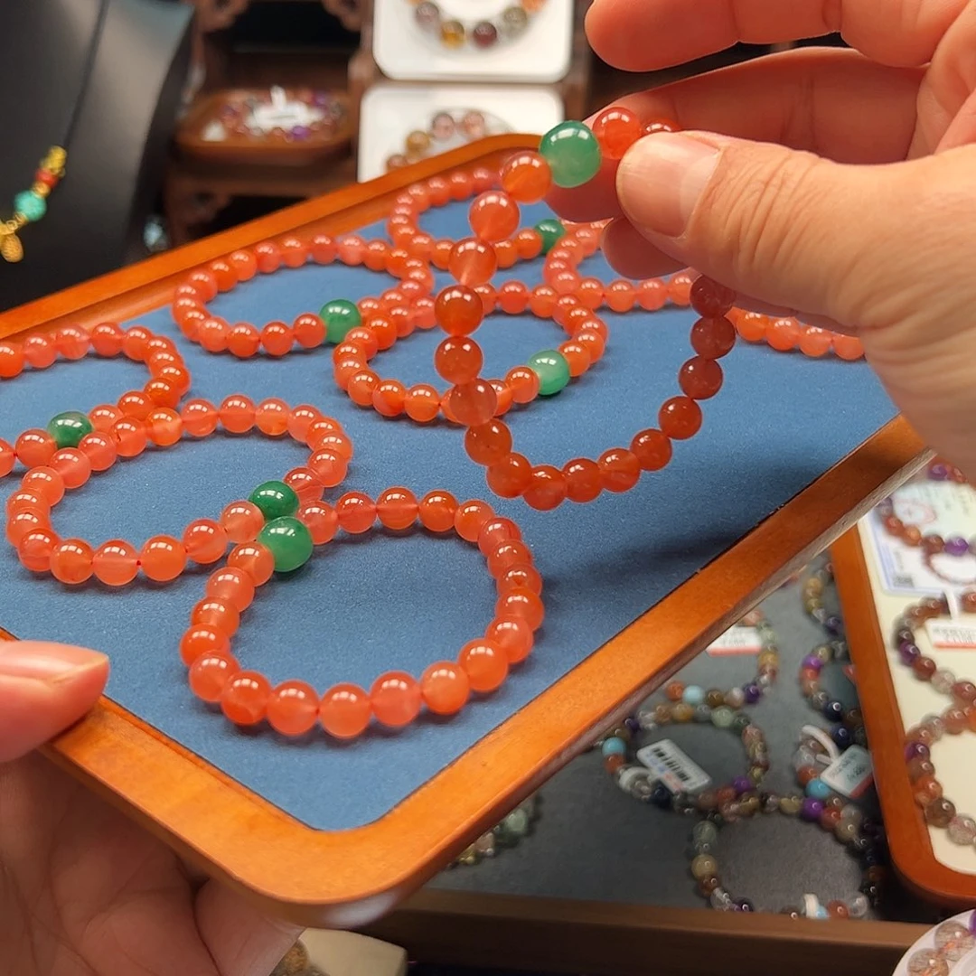 张***房南红玛瑙未镶嵌手链009