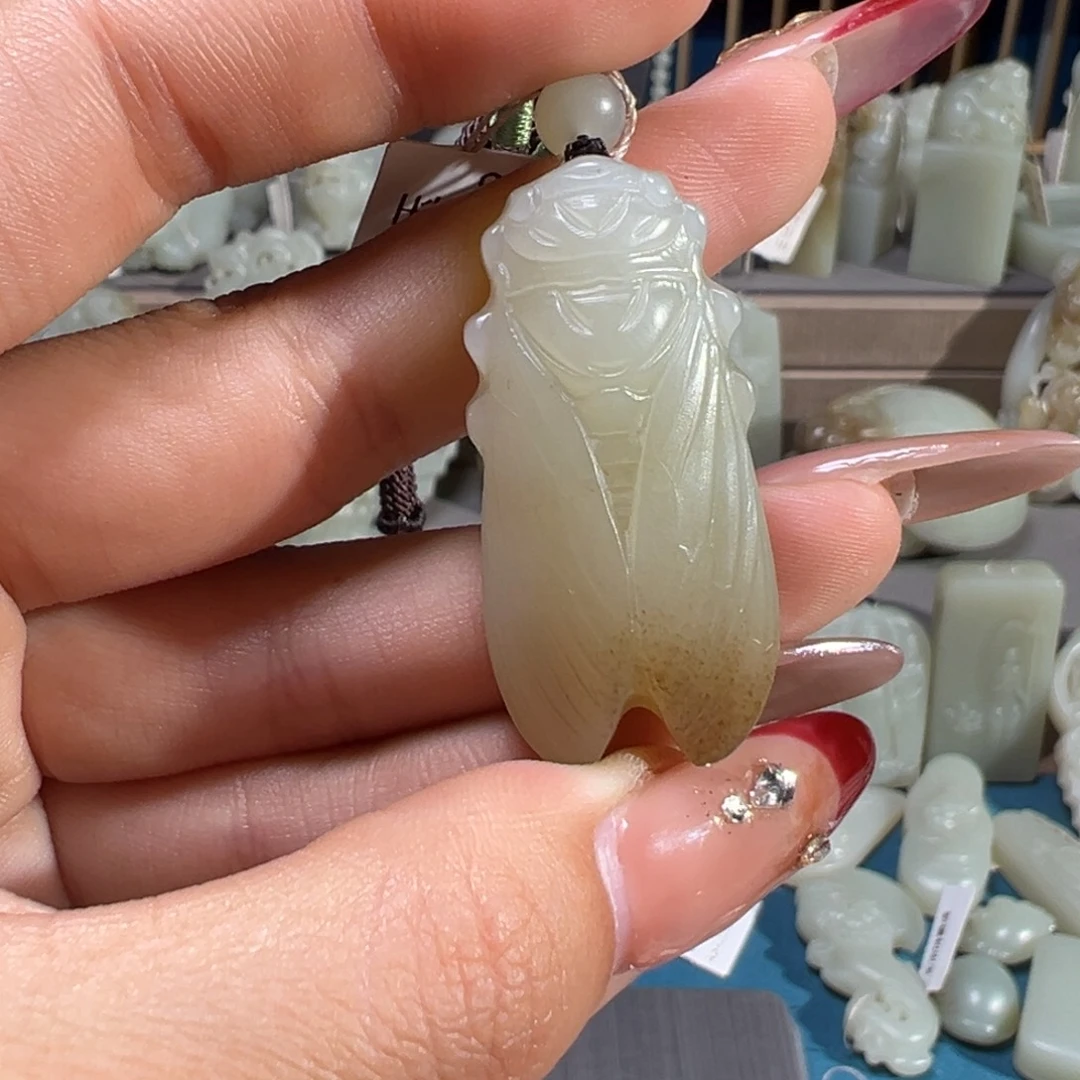 和田玉（糖玉）未镶嵌颈饰