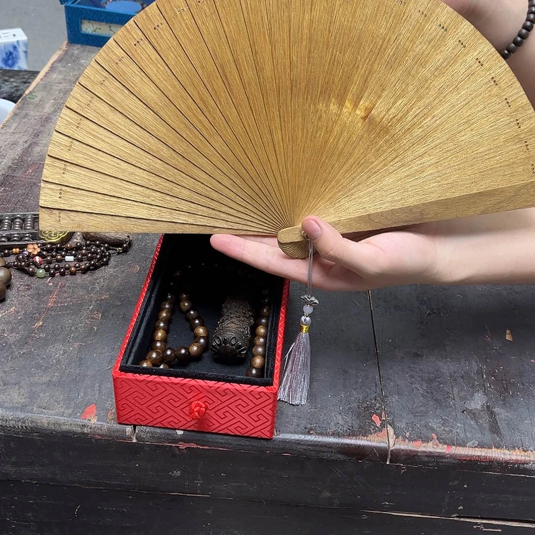 大叶紫檀（黑酸枝木类）