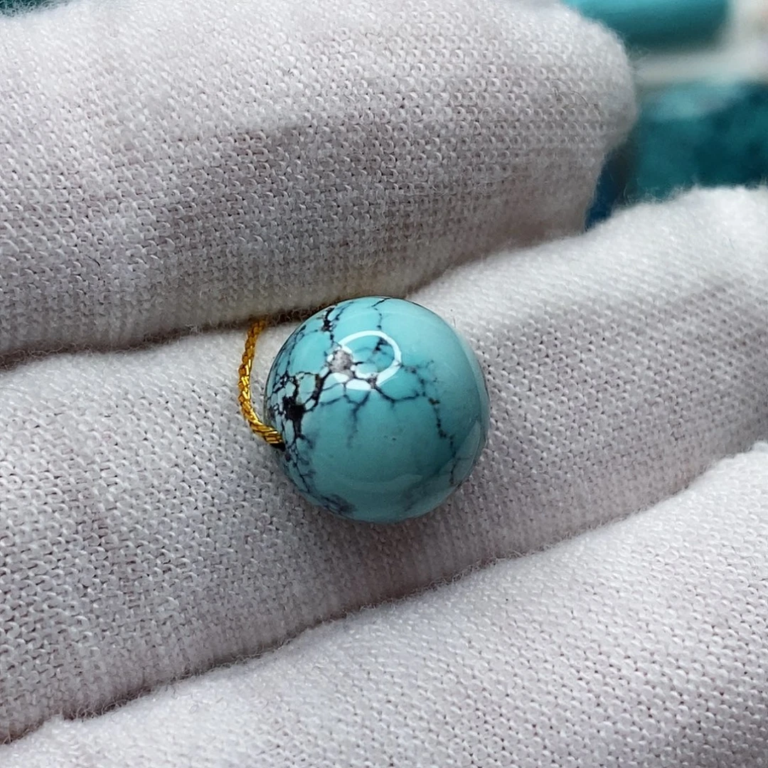 绿松石未镶嵌天然原矿 带武汉地大证书