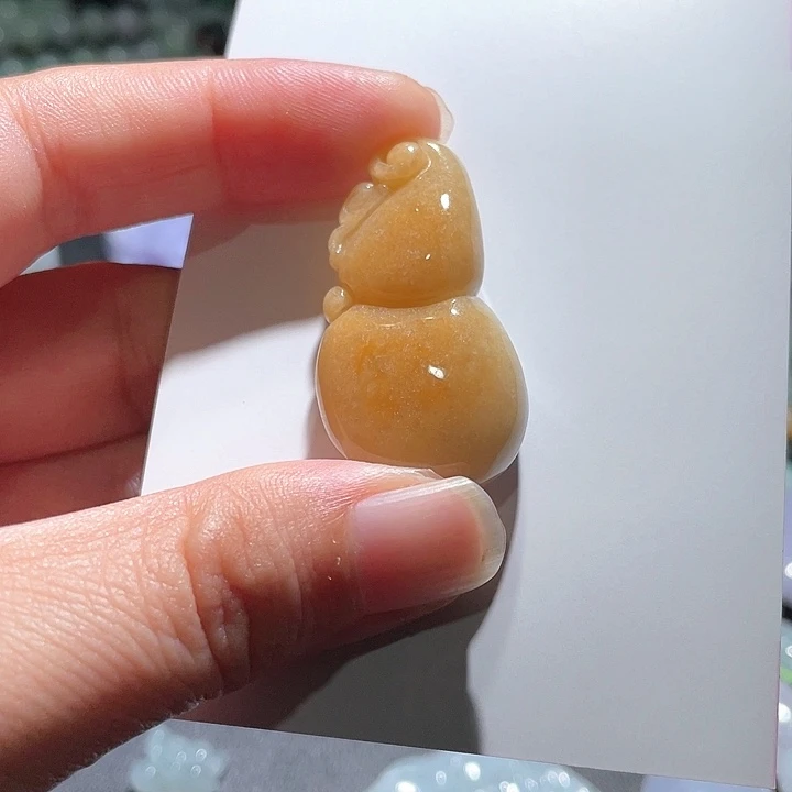 颈饰未镶嵌翡翠天