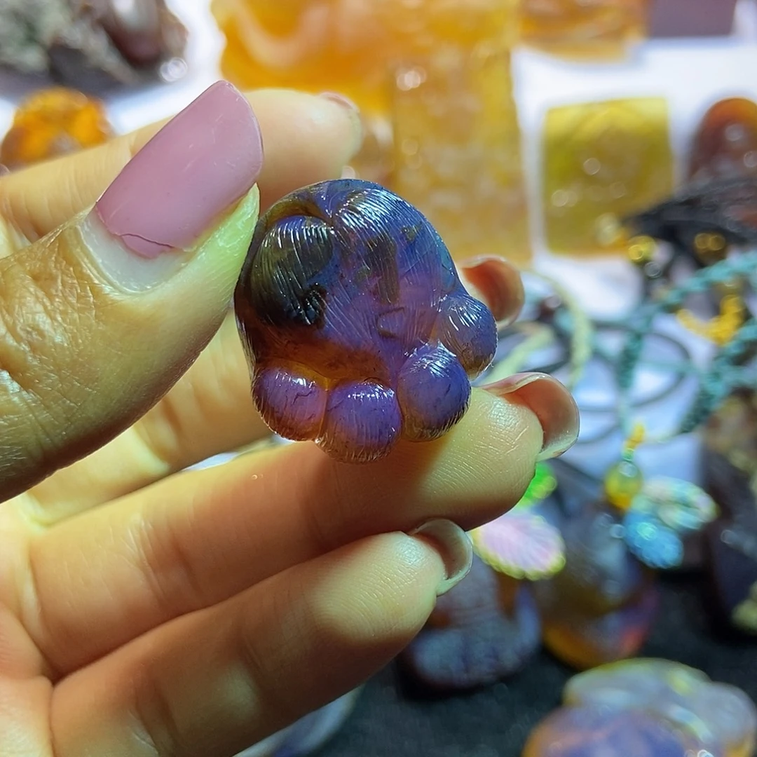 琥珀颈饰未镶嵌琥珀