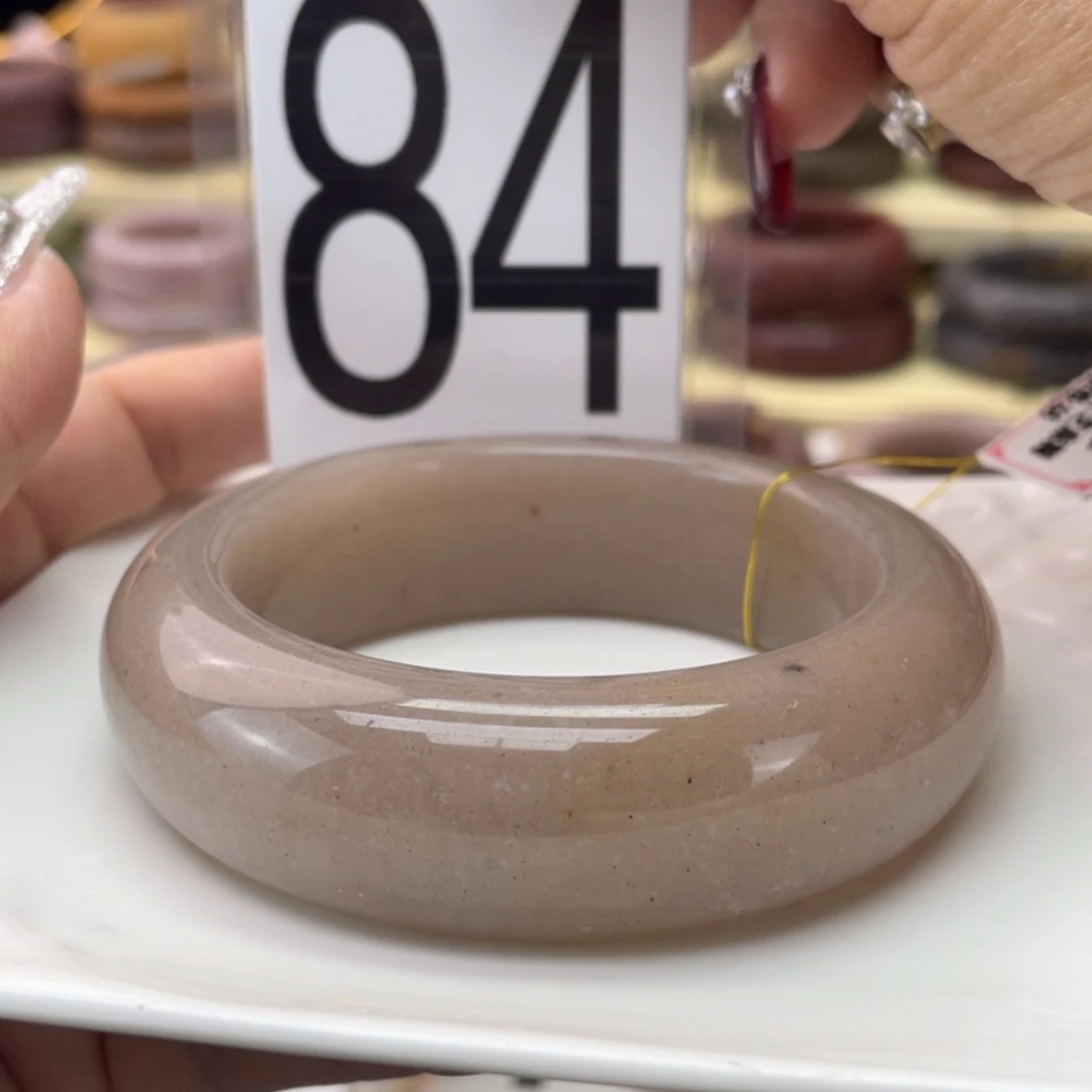 【闪购商品】石英质玉手镯未镶嵌