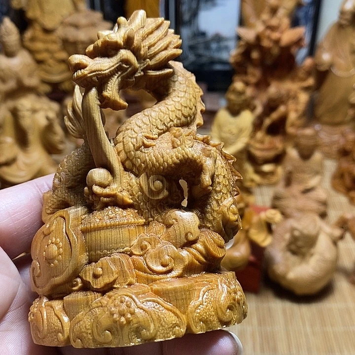 柏木（崖柏）龙摆件