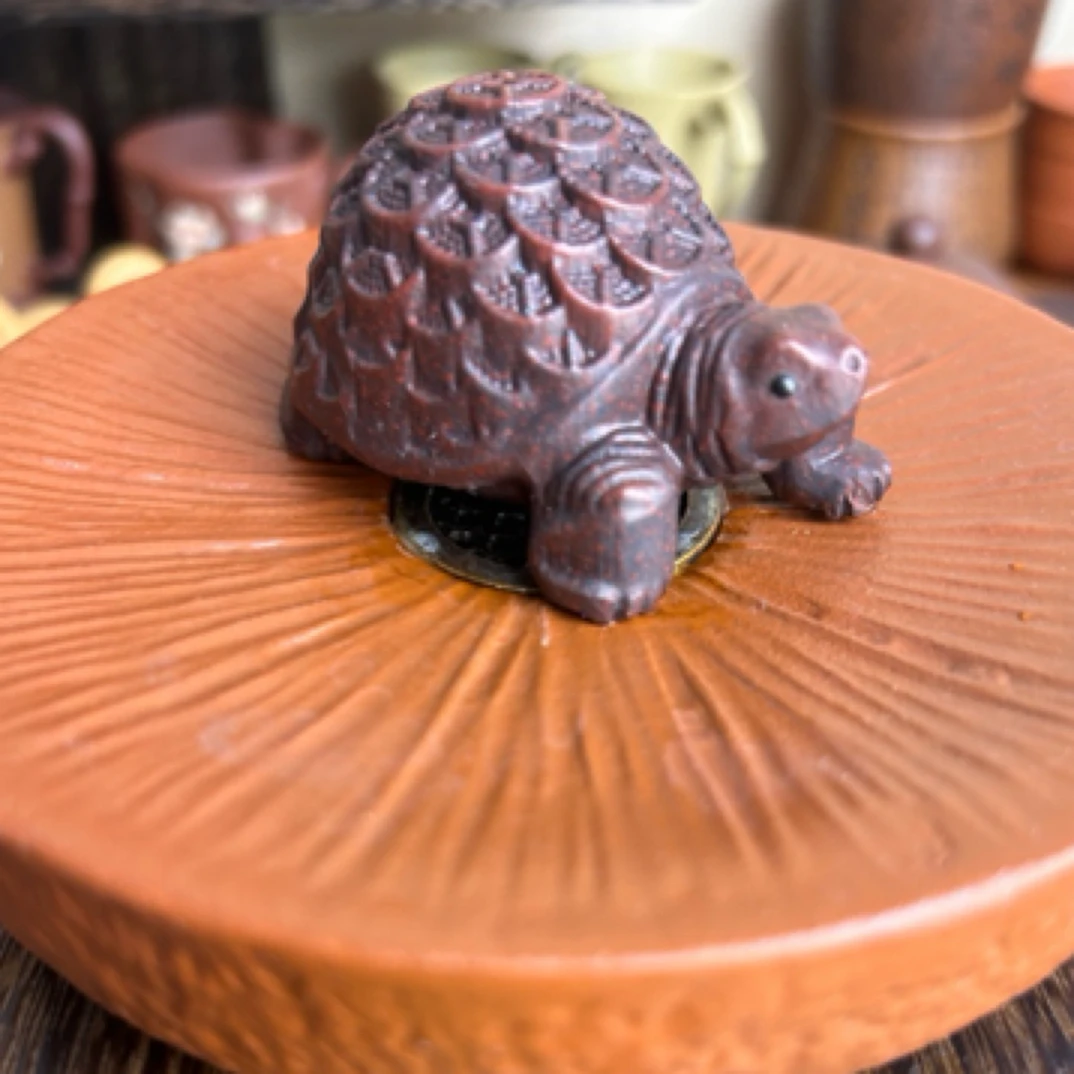 紫砂茶宠高温石红雕塑 《金钱龟》茶宠茶玩摆件