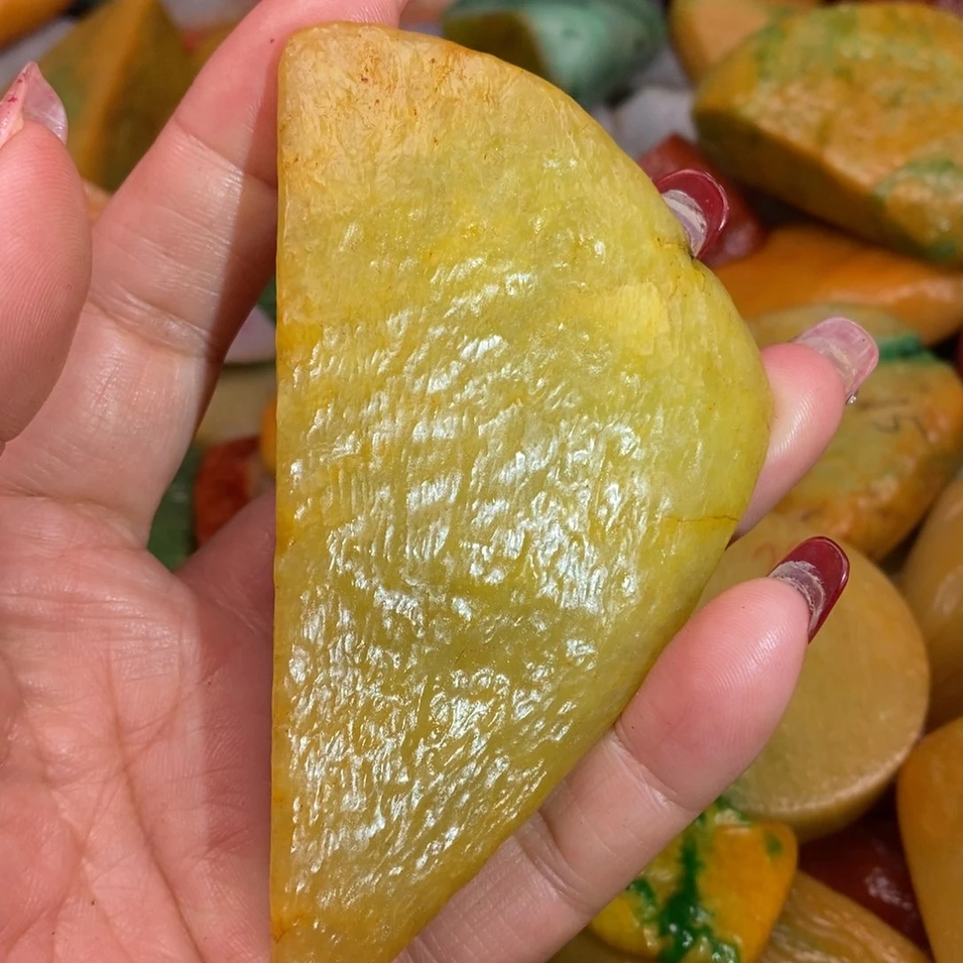 翡翠颈饰未镶嵌缅甸翡翠