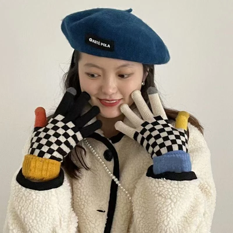 棋盘格手套冬季新款黑白撞色学生保暖加厚防寒可触屏ins骑车男女