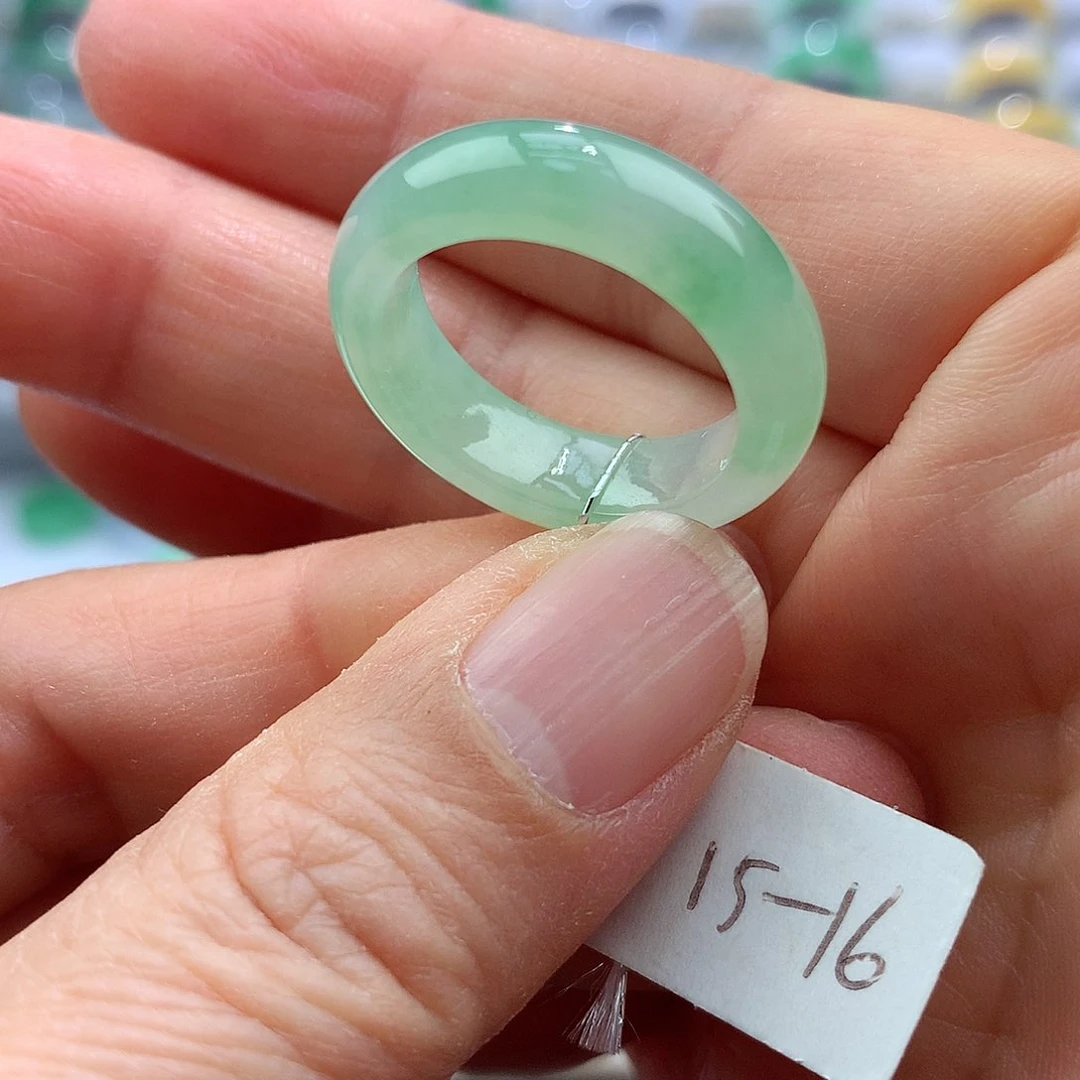 翡翠戒指未镶嵌15-16号