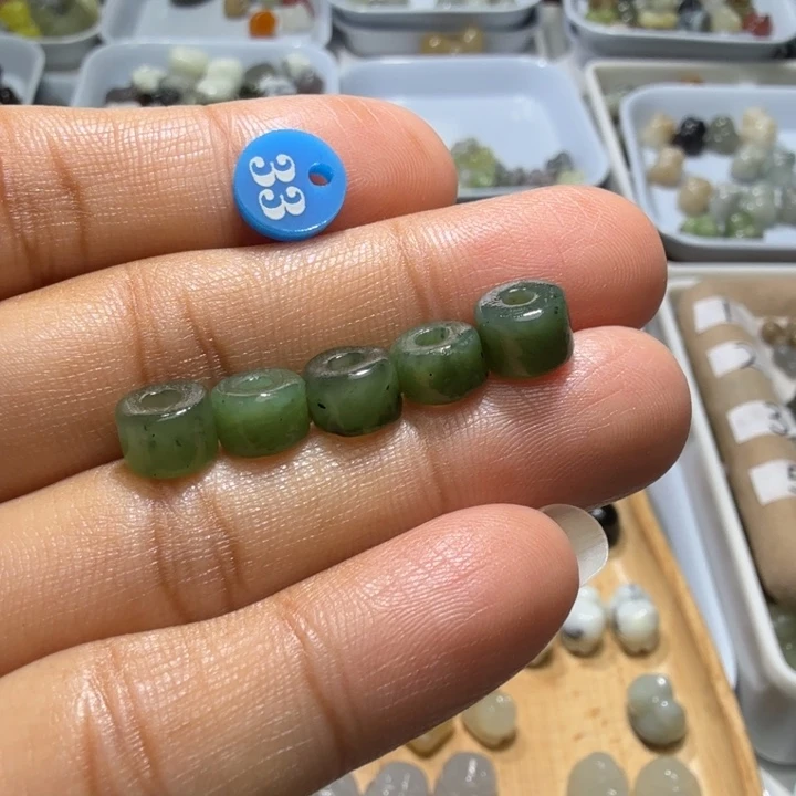 和田玉未镶嵌珠宝奇石