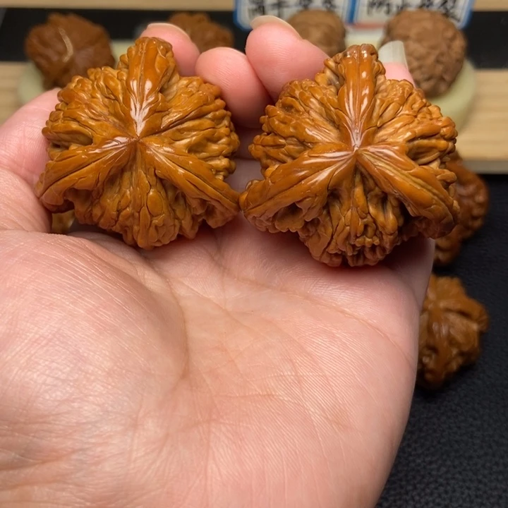 文玩核桃把件用****奶工艺三棱