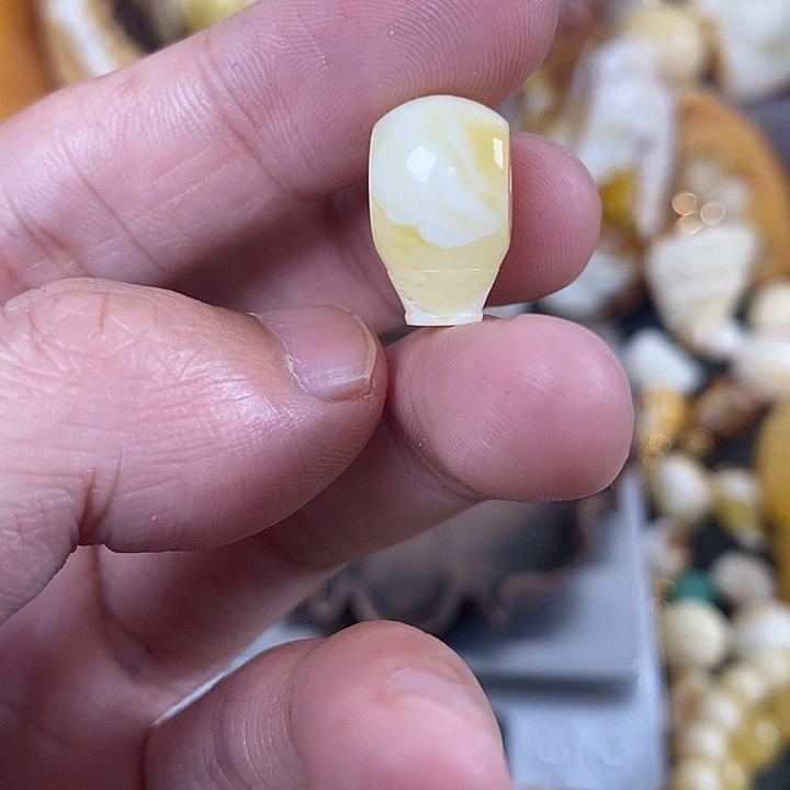 琥珀未镶嵌珠宝奇石我