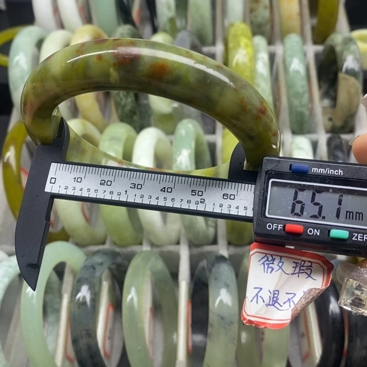 蛇纹石玉手镯11未镶嵌