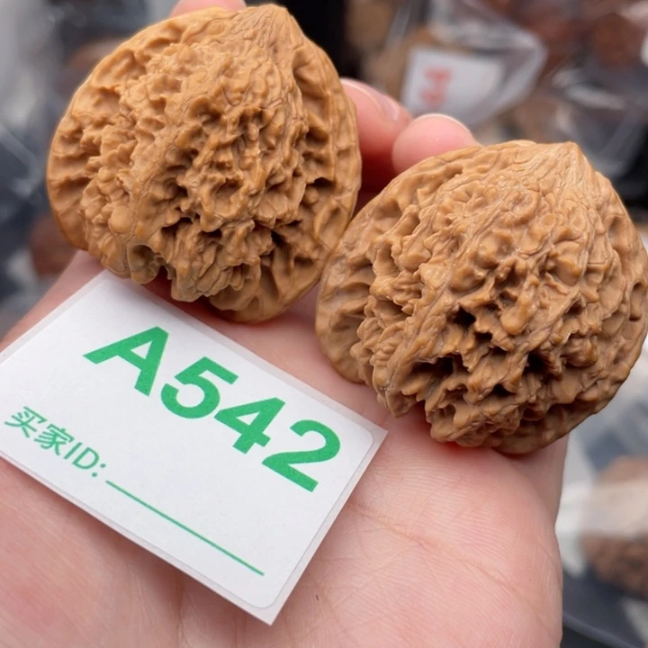 文玩核桃吊坠核桃