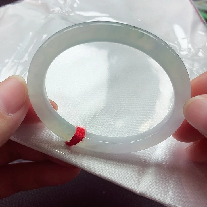 翡翠未镶嵌手镯（贵妃镯）天然缅甸A货翡翠（49-50）