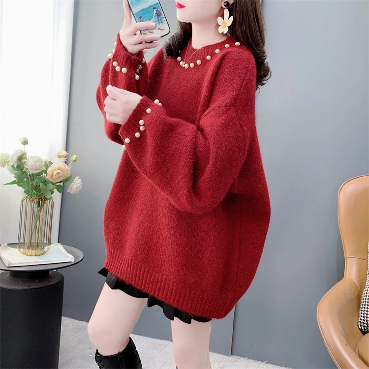 高级感重工钉珠红色圆领毛衣女秋冬2024新款宽松慵懒风针织衫上衣