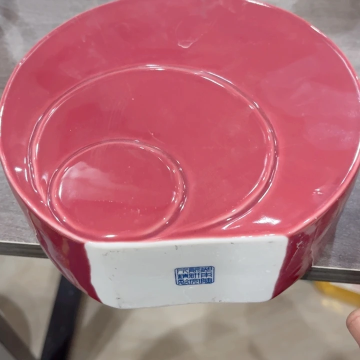 壶釉下五彩的瓷器在瓷器