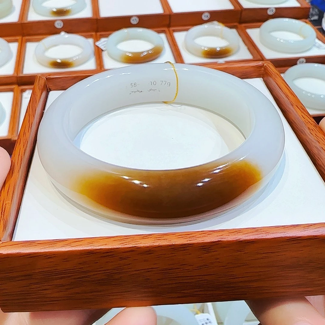 心***晴未镶嵌手镯和田玉