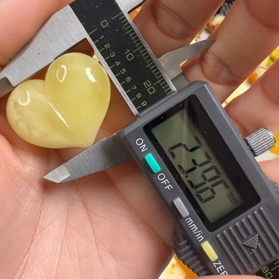 蜜蜡未镶嵌裸石蜜蜡