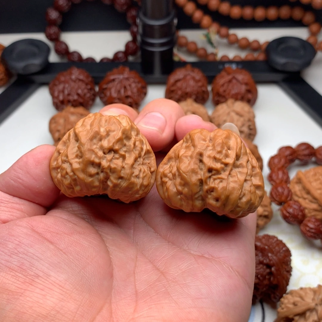 文玩核桃把件蛤蟆头43