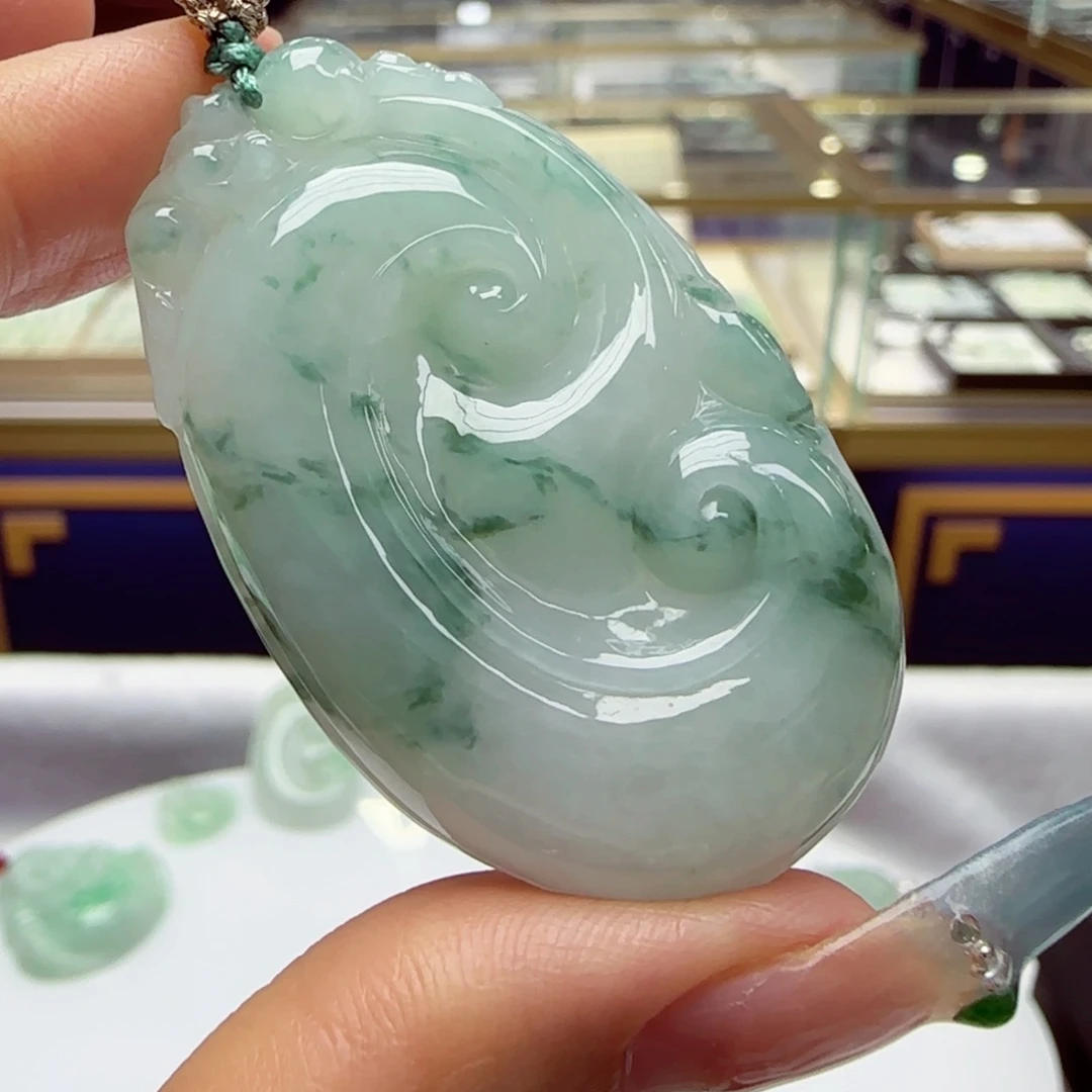 颈饰未镶嵌翡翠如意