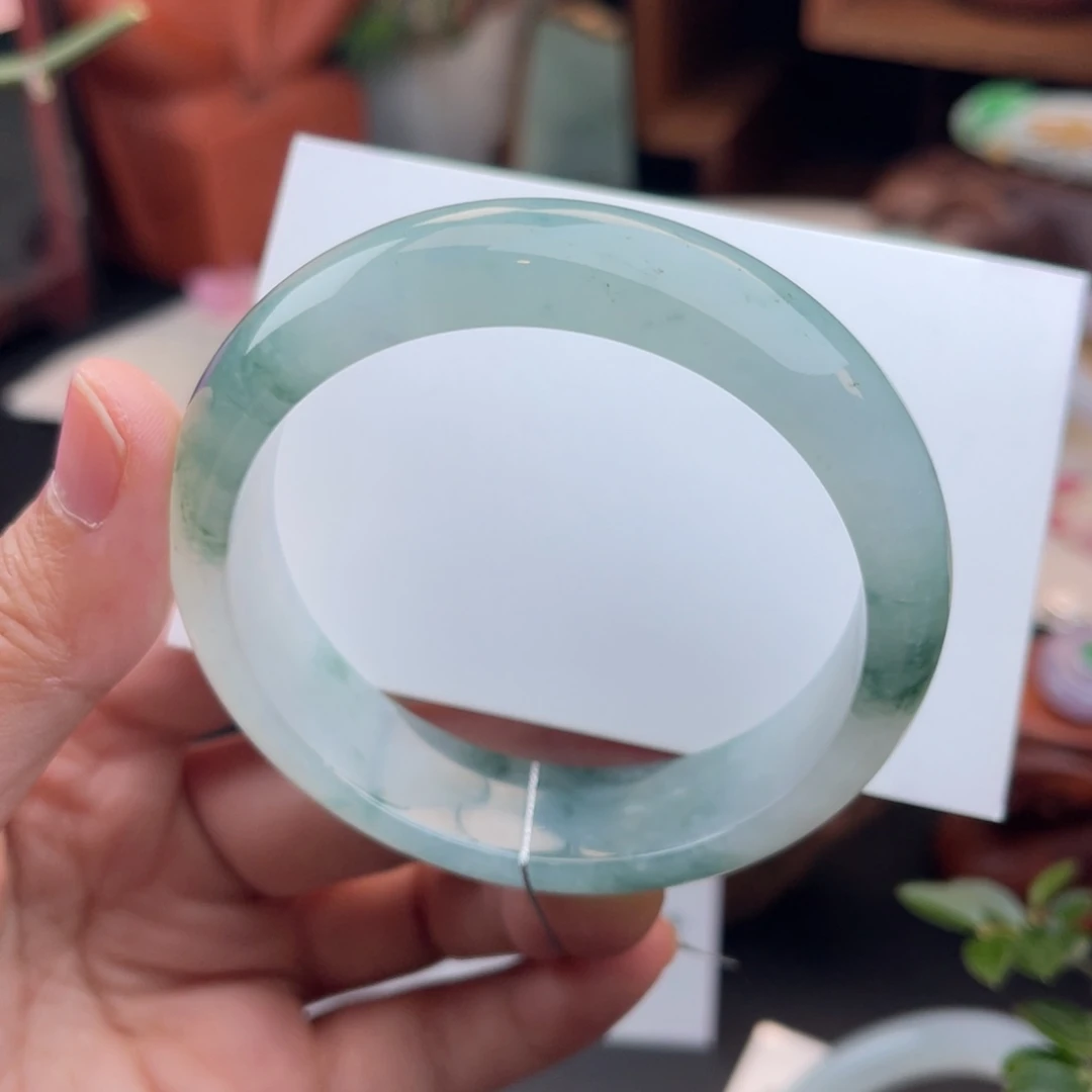 未镶嵌手镯翡翠胶飘花