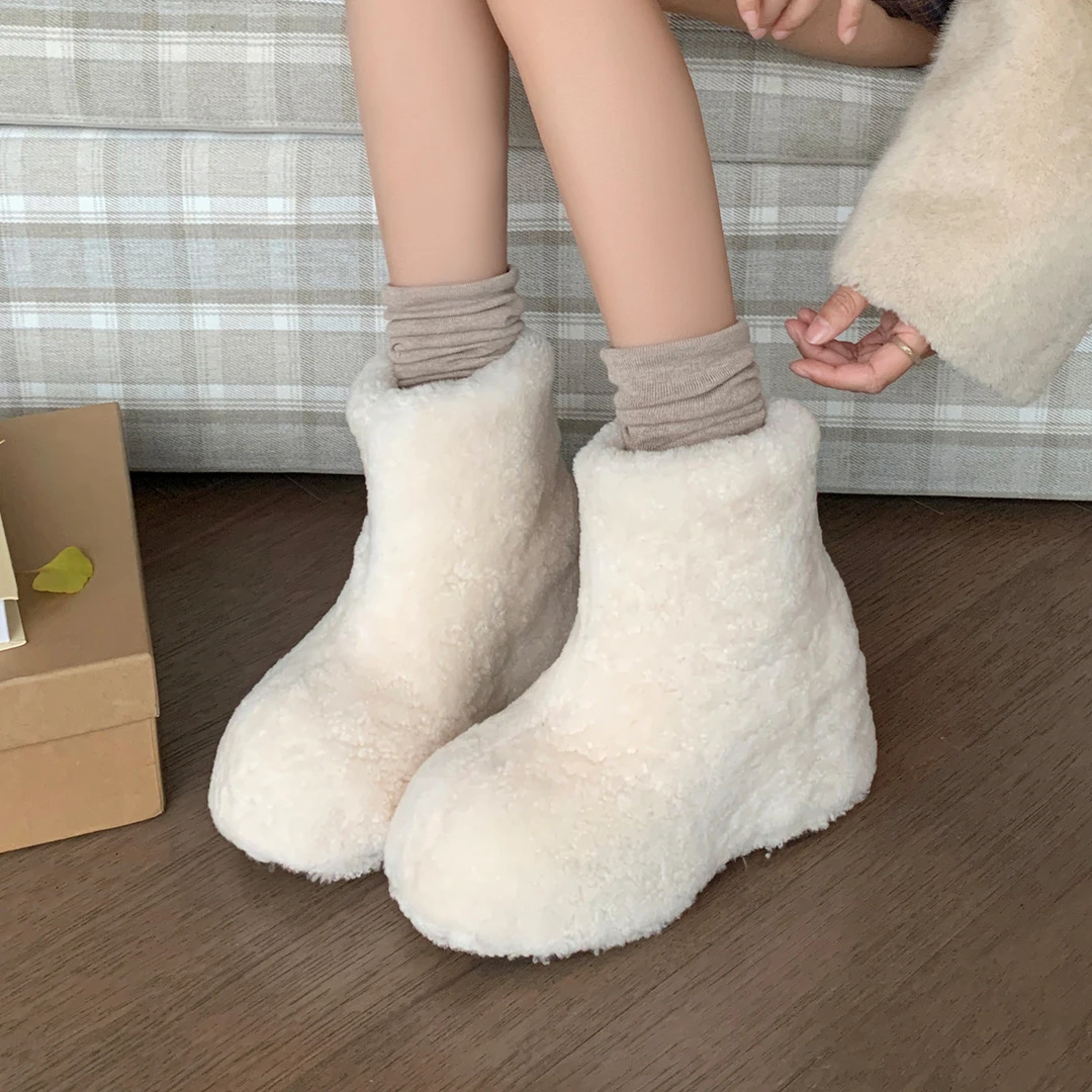 羊皮毛一体雪地靴女东北大棉鞋2025新款冬季加绒厚毛保暖时尚短靴