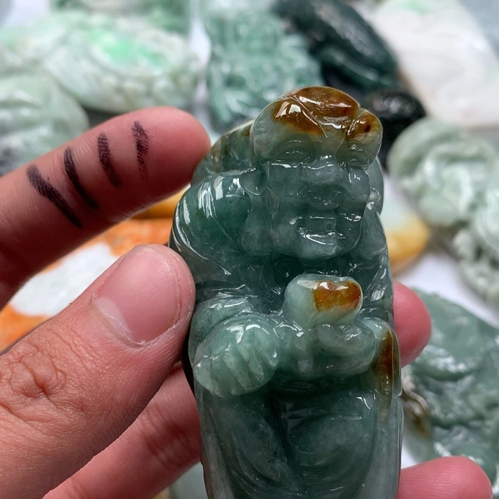 翡翠未镶嵌颈饰保真天然a货翡翠