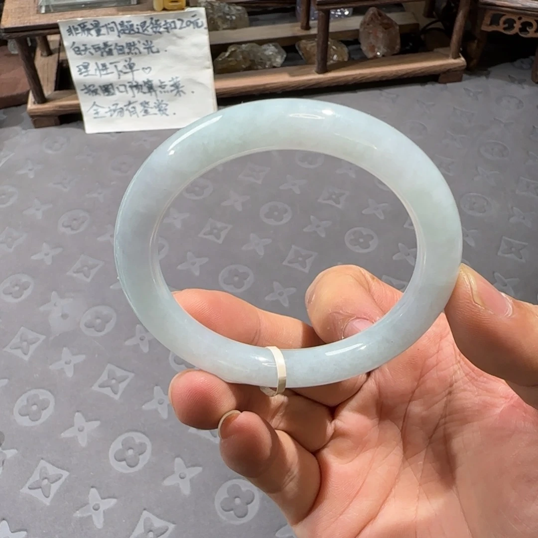 未镶嵌手镯翡翠53.8圆条