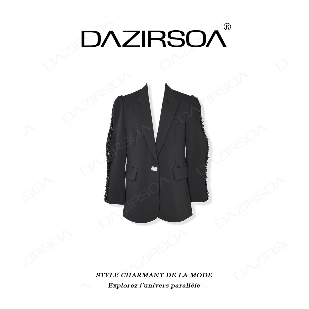 “风潮新章”时尚拼接立体钉珠波浪袖西装外套 X120