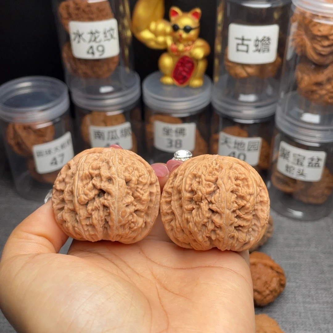 文玩核桃把件神****狂圆球大粗筋