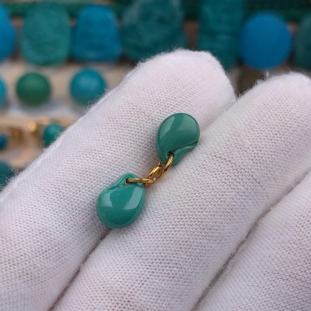 未镶嵌绿松石珠宝奇石