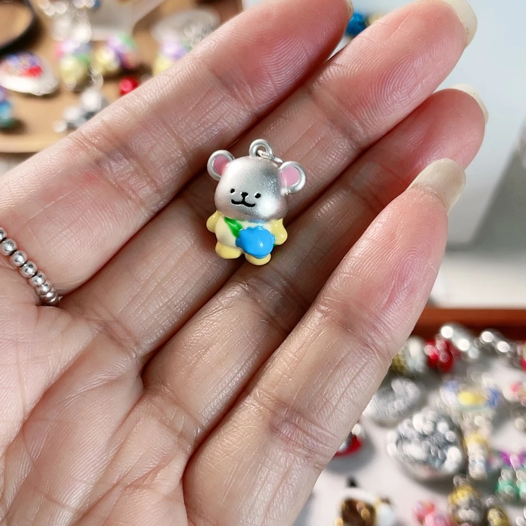 珐琅吊坠足银小熊