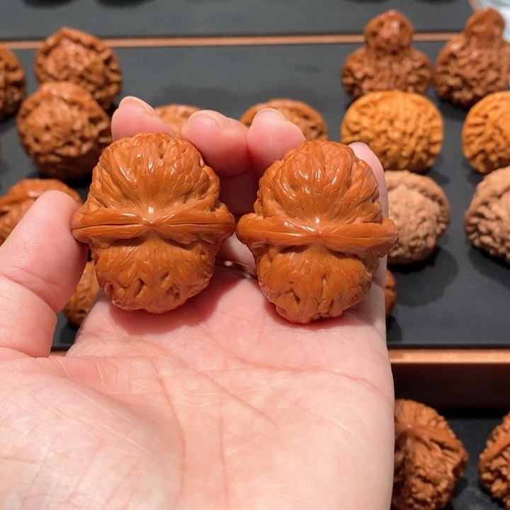 文玩核桃吊坠用****7元宝