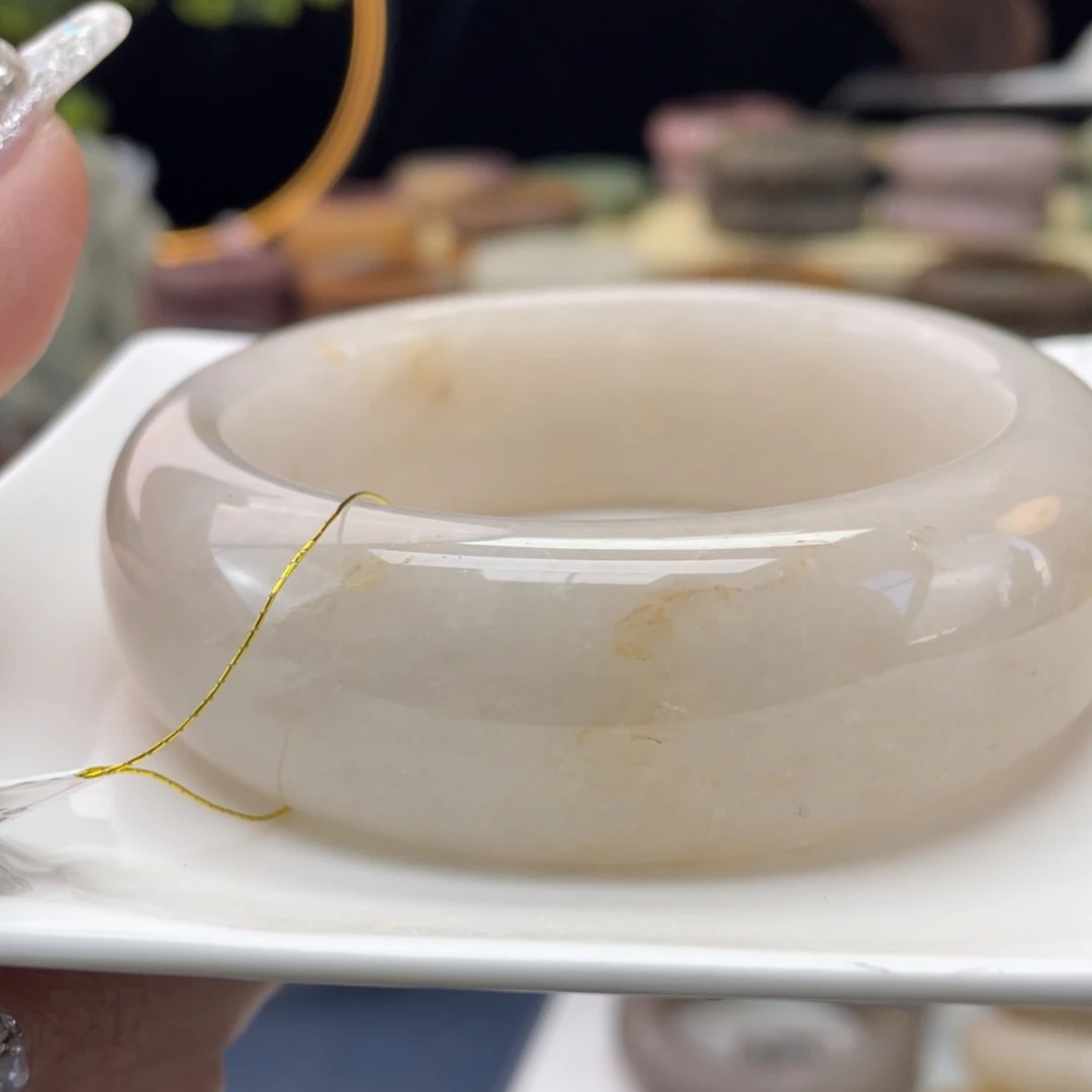 【闪购商品】石英质玉手镯未镶嵌︶****ヾ