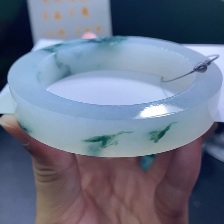 未镶嵌翡翠定制翡翠
