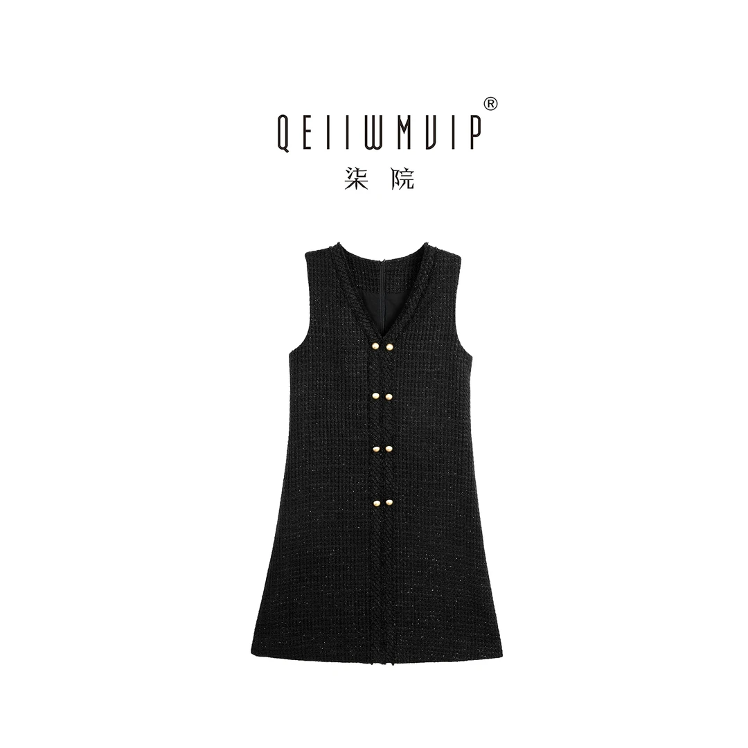 QEIIWMVIP/柒院冬季无袖双排扣V领百搭背心连衣裙7587