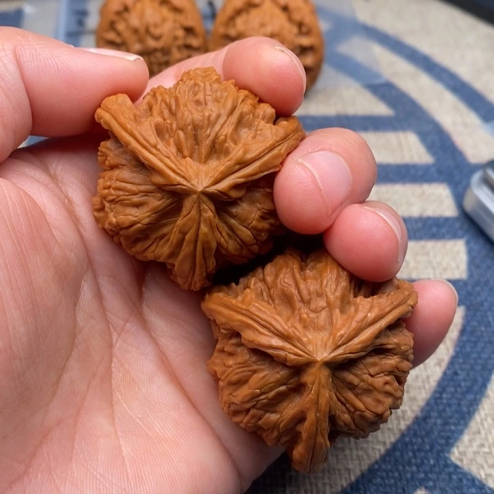 吊坠文玩核桃薛*维三棱