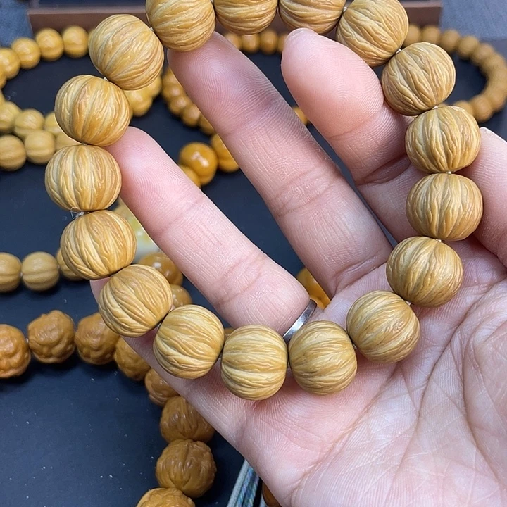 吊坠猴头核桃猴头