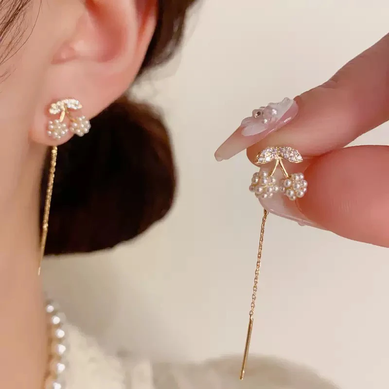 铜合金合成锆石耳饰 法式甜美樱桃温柔百搭小米珠长款流苏耳线