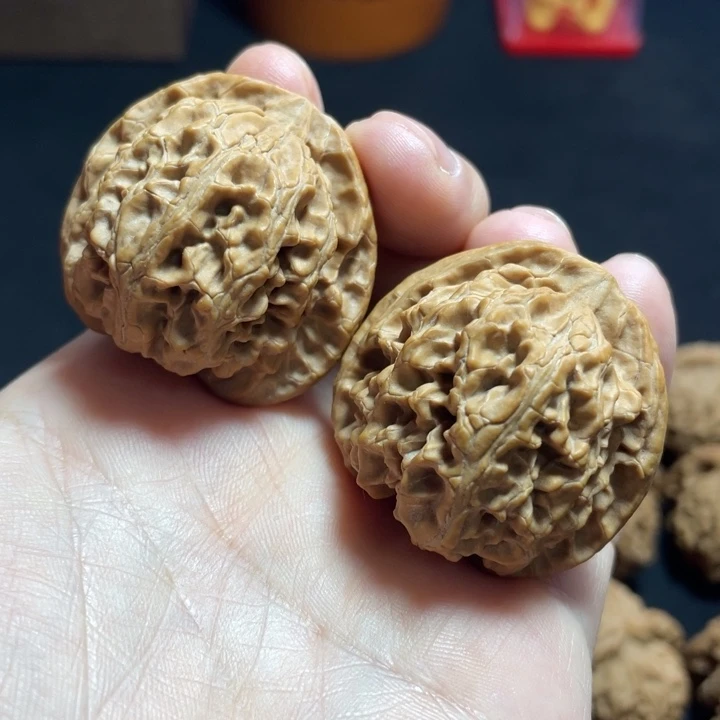 把件文玩核桃苹果园微修38mm