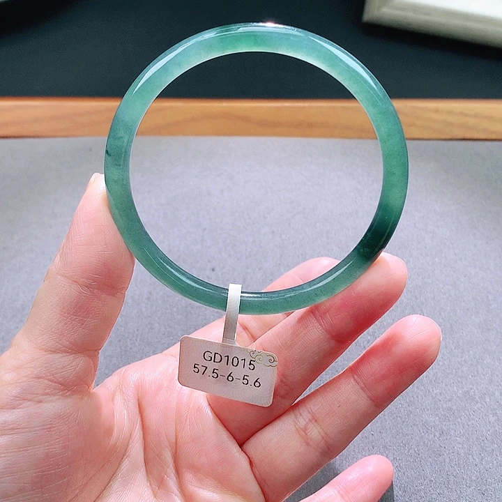 未镶嵌手镯翡翠天然翡翠手镯a货