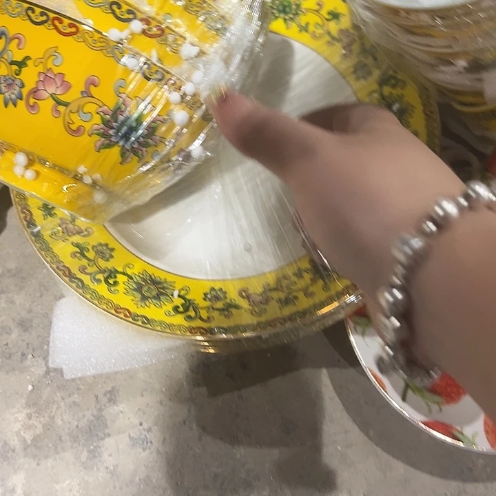 陶四碗四盘子，111111111111111