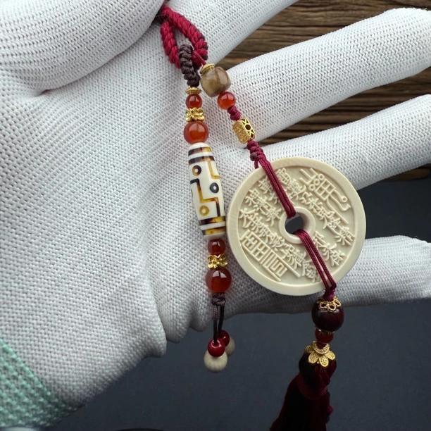 H2414天然猛犸 车挂挂件33.4*6.5mm一物一图 假一罚十