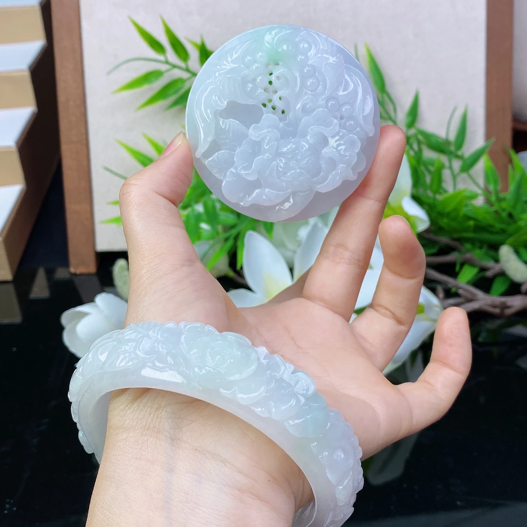缅甸天然A货冰润精雕花鸟64.5圈口翡翠手镯套装