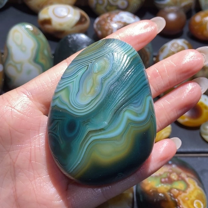 【闪购商品】未镶嵌玛瑙/玉髓珠宝奇石v