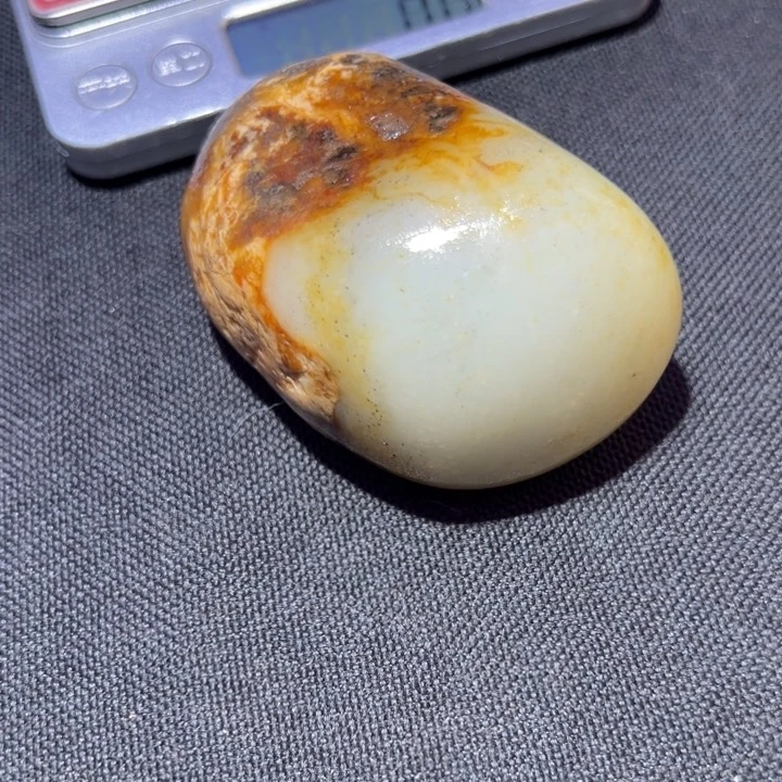和田玉（糖玉）未镶嵌珠宝奇石